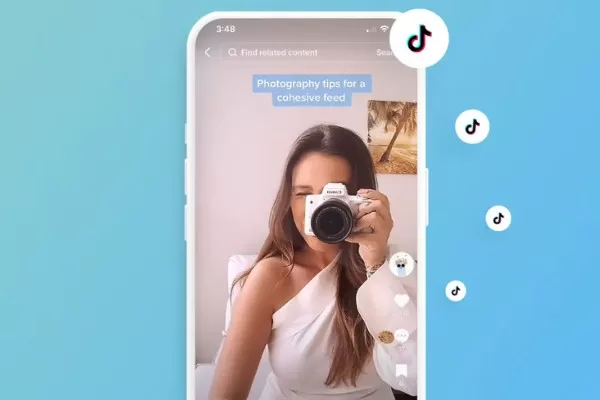 Start with the three-second hook